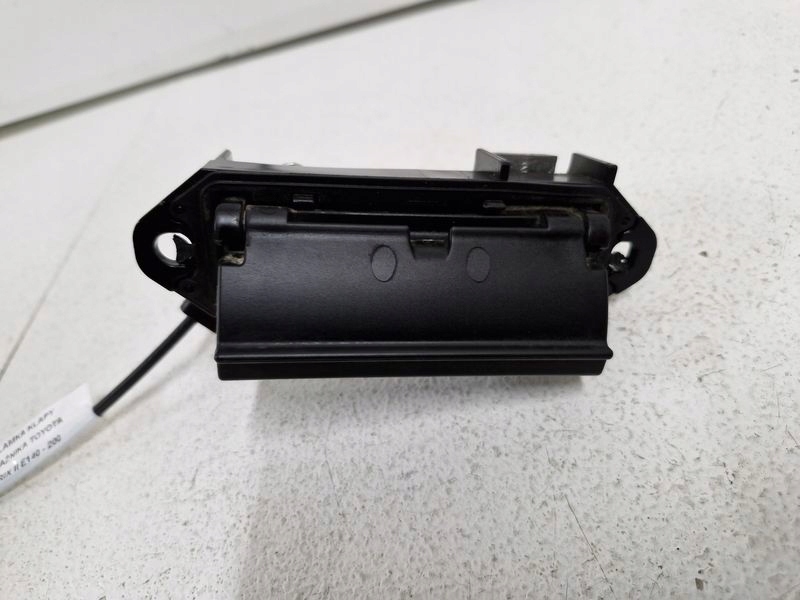 фото №1, Toyota matrix 2 ii e140 ручка кришки багажника задня