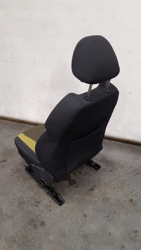 фото №9, Сидіння сидіння комплект з підігрівом audi a1 8x 1,2 tsi 5d