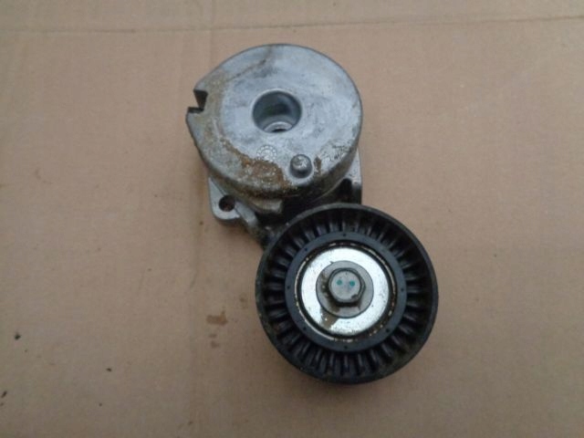 фото №1, Nissan juke lift 1.6 dig-t натягувач ремінь ролик