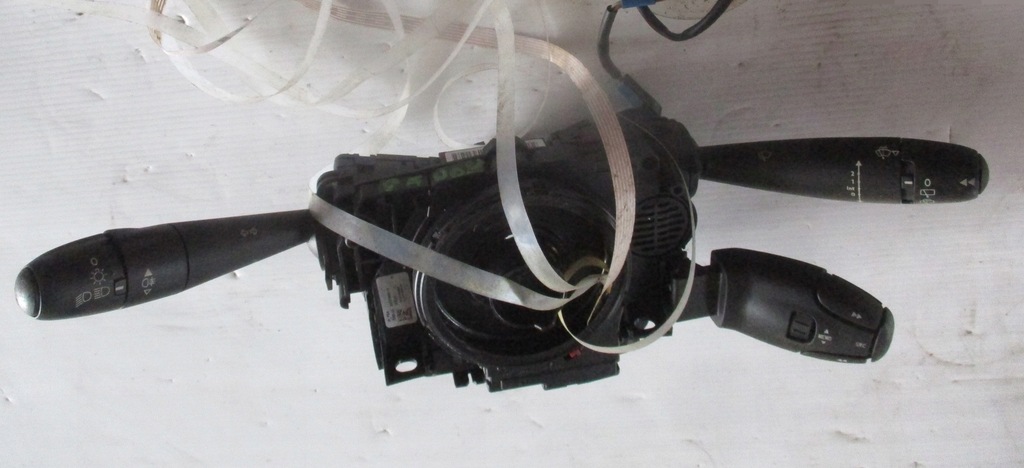 фото №1, Peugoet 5008 1.6vti переключатель комбинированный