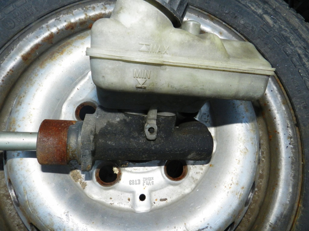 фото №1, Помпа тормозная vw lt 35 46 28 2.5 tdi