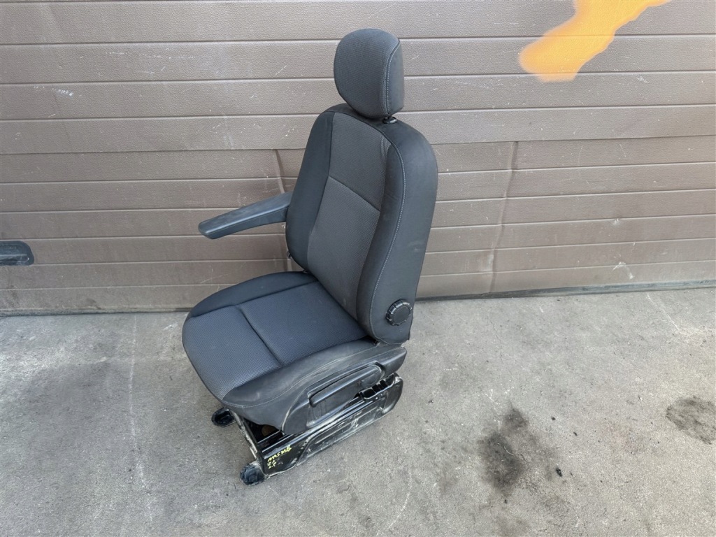 Сиденье водителя левый перед левый передний renault master 3 iii 4 iv 10-23r с Разборки