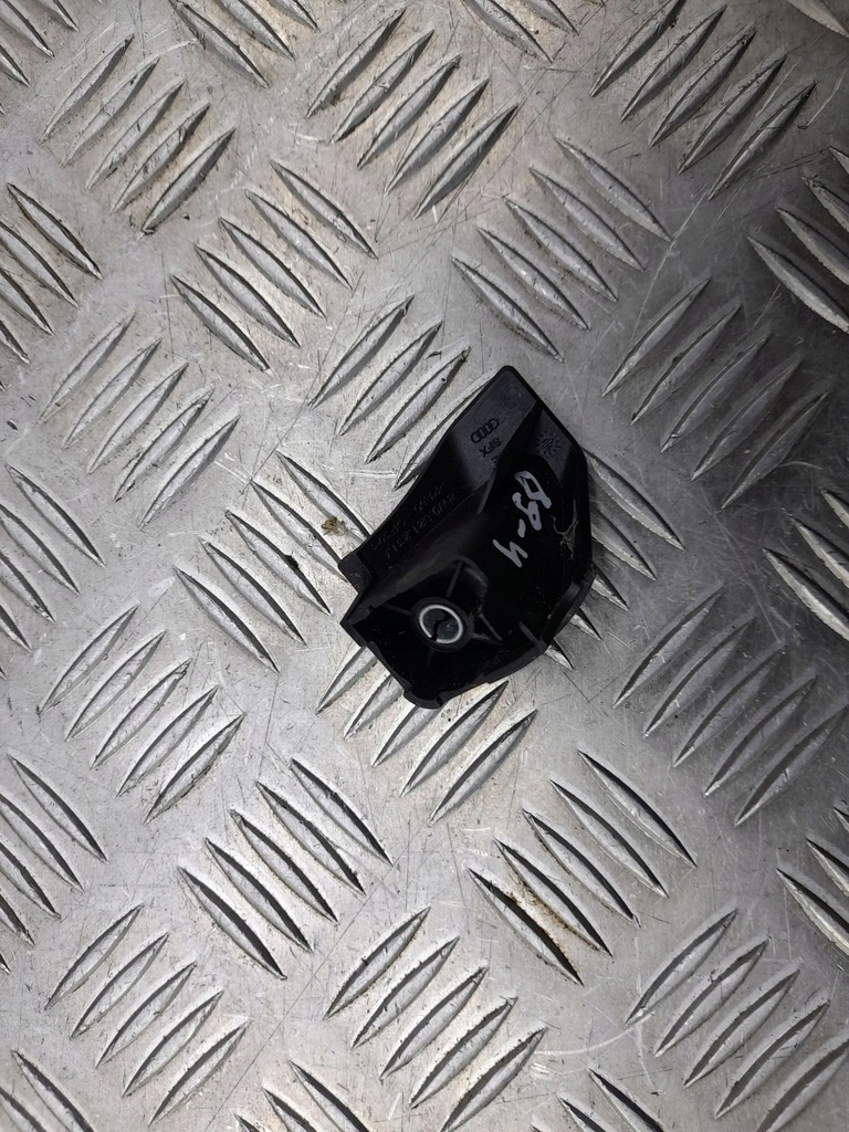 фото №5, Audi a4 s4 b9 8w0821231a другое запчасти кузов