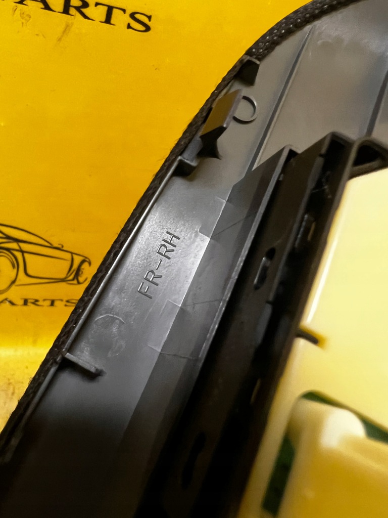 фото №7, Переключатель стекло пассажира перед lexus rx 450h iii 3 al10