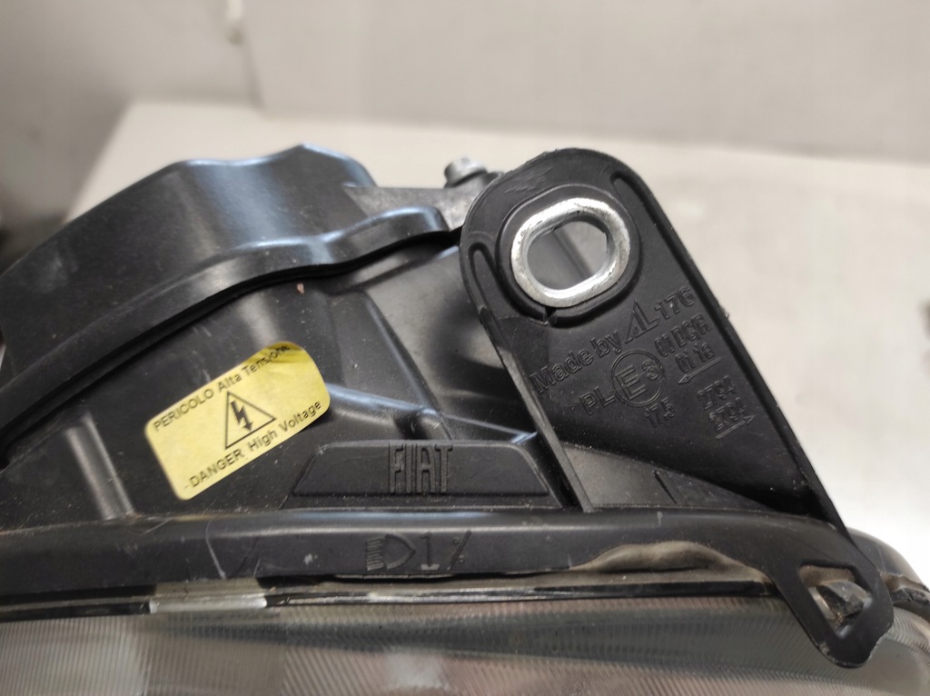 фото №11, Fiat 500 07- лампа правая перед ксенон 46680748dx