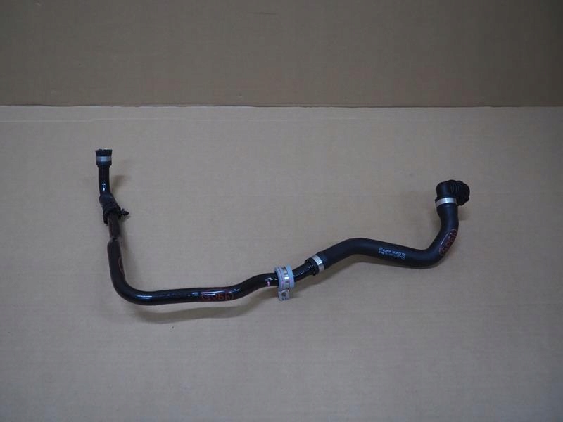 фото №1, Труба шланг wąż жидкость wody mercedes eqb 300 x243