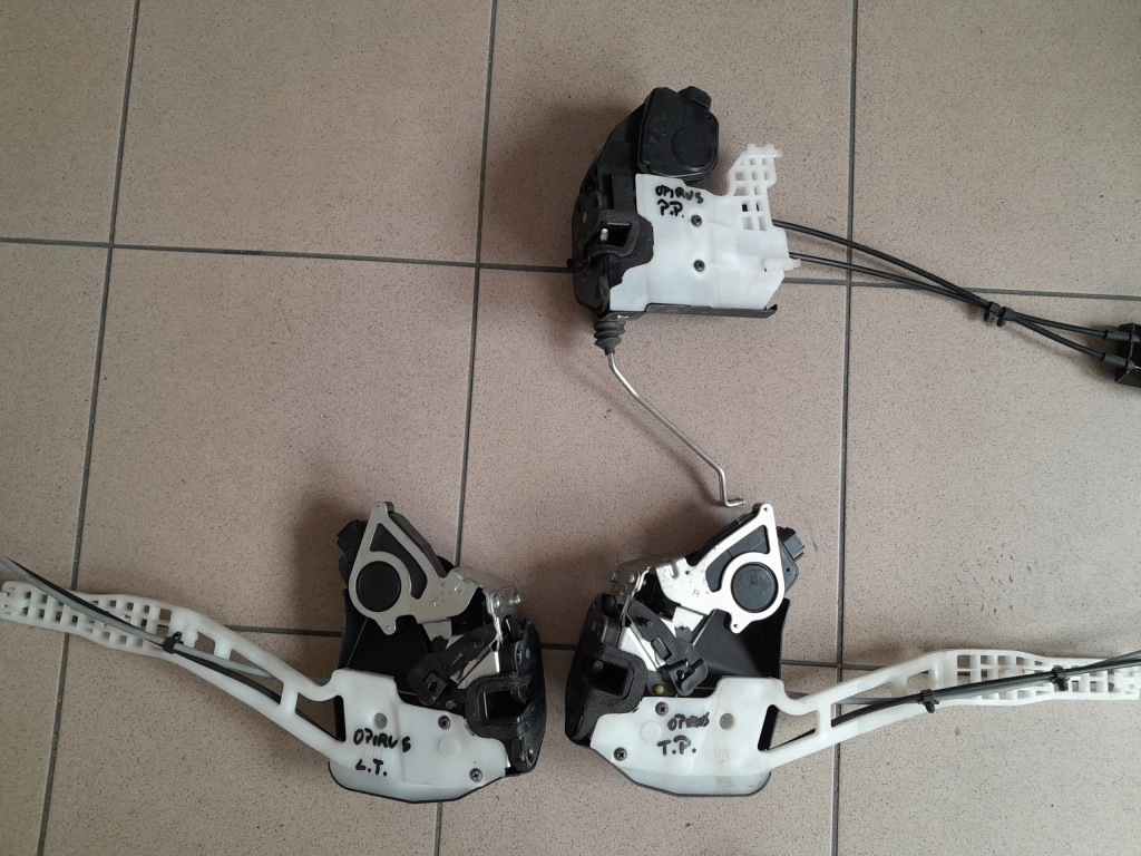 фото №1, Kia opirus amanti 2008 замок двері лівий задня правий