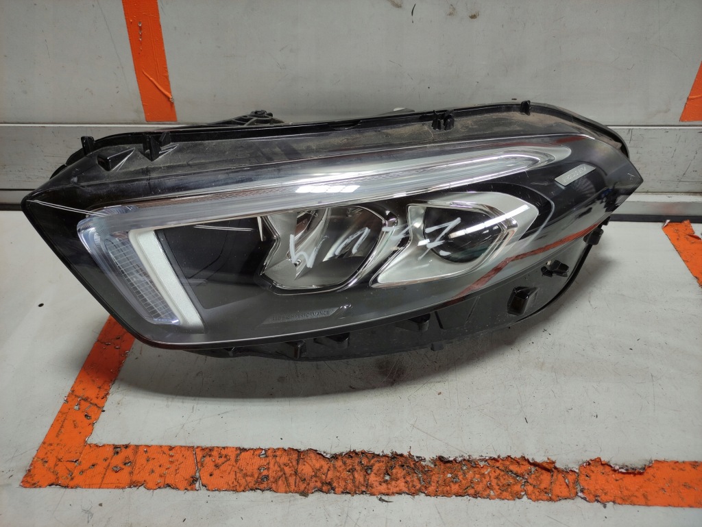 Купить Mercedes w177 лампа левая передняя led
