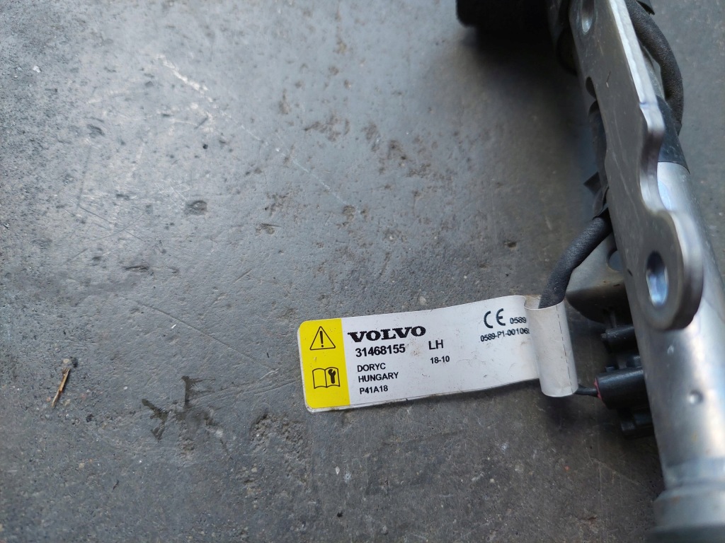 фото №6, Патрон піротехнічний капот правий 31468156 volvo s60 iii v60 ii