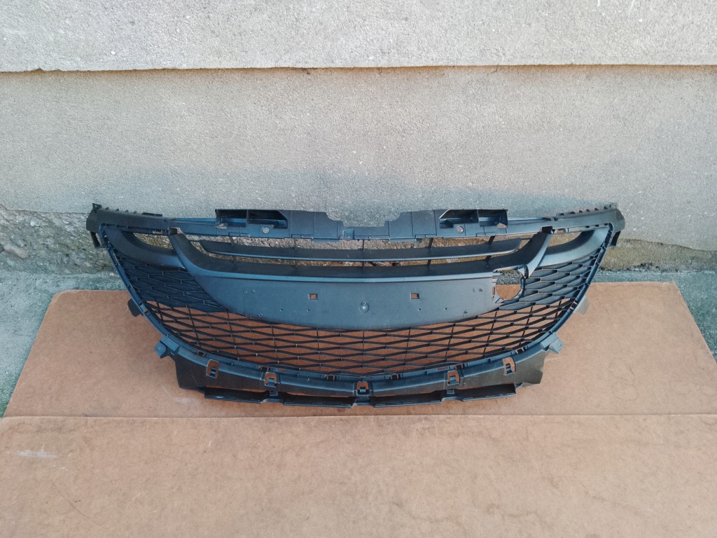 фото №1, Mazda 3 bl 2009-2011 решітка радіатора решітка бампера передній