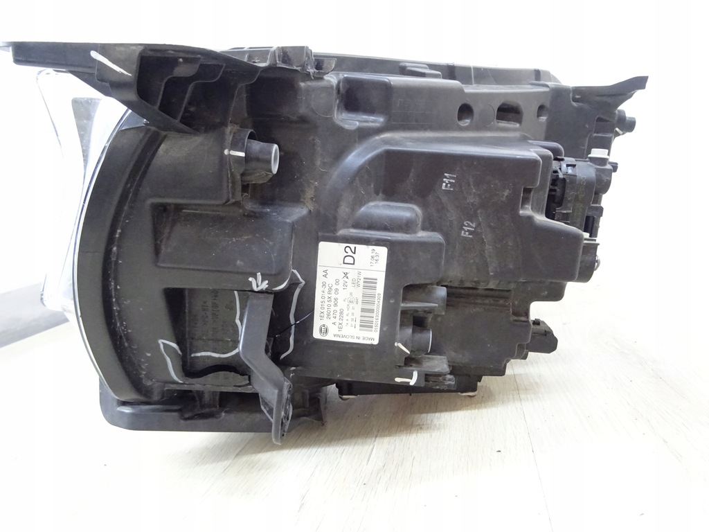 фото №7, Лампа правая full led x-klasa x470 a4709060900