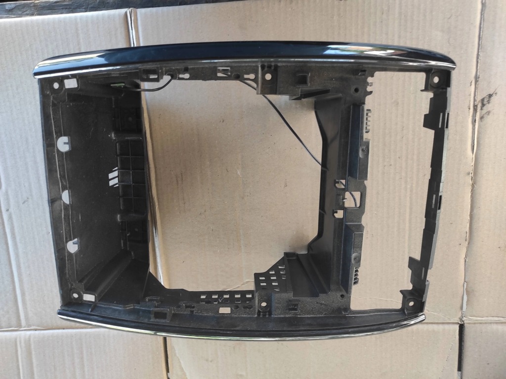 фото №5, Mercedes-benz a w169 рамка радіо