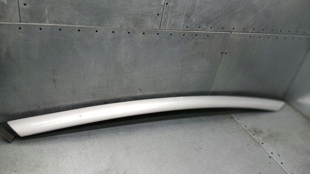 фото №1, Молдинг стекло левая перед citroen c4 picasso i 2.0hdi 07r 9654505577