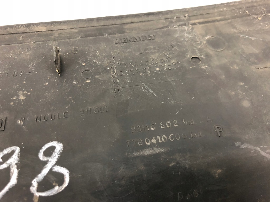 фото №5, Renault clio ii 7700410608 жабо ліва