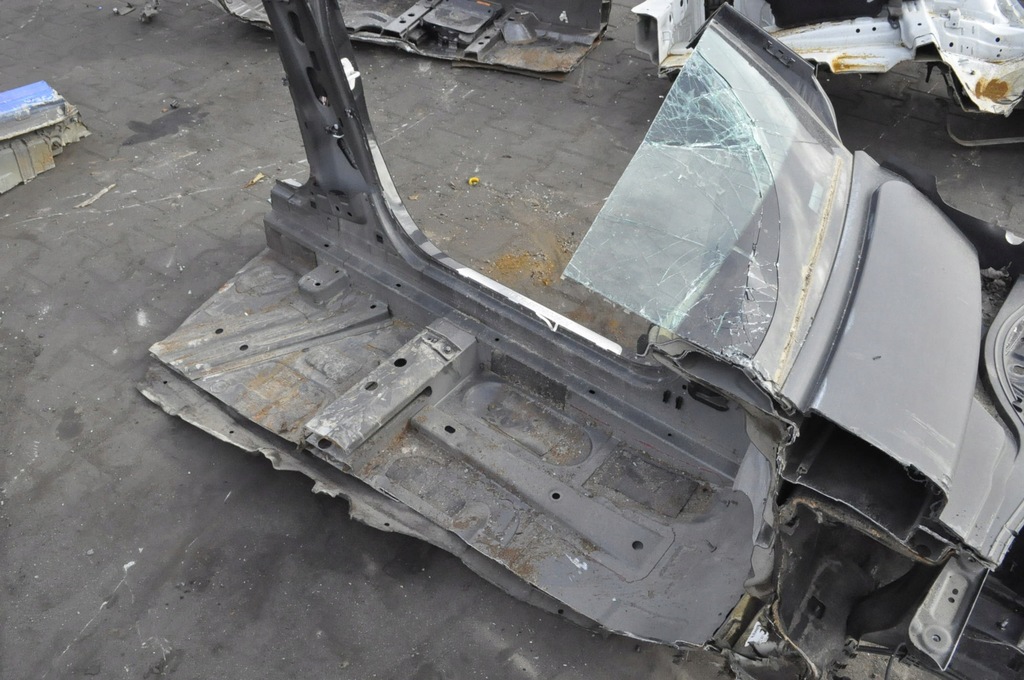 фото №10, Cla w117 x117 блок двигателя порог левый четверть левая перед