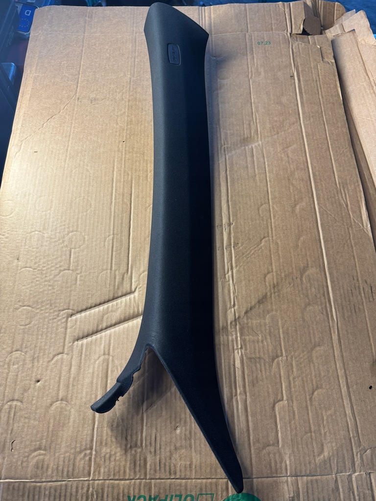 фото №1, Porsche cayenne 7p5 защита стойка левая 7p5867233a