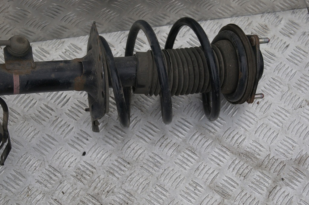 фото №7, Mitsubishi outlander iii 2.2 поворотный кулак перед левая