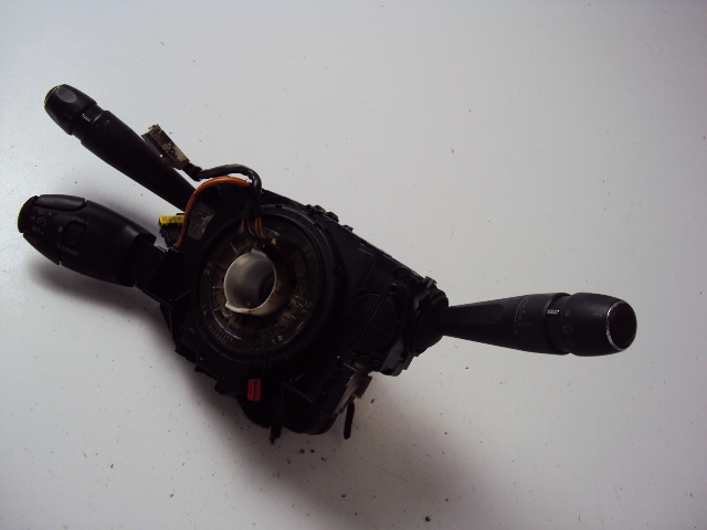 фото №1, Переключатель комбинированный peugeot 308 ii t9