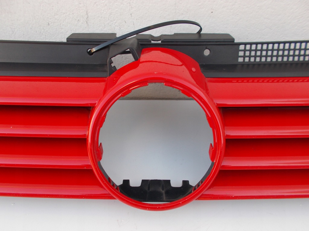 фото №4, Решётка радиатора решётка радиатора значок vw bora 1j5853655a