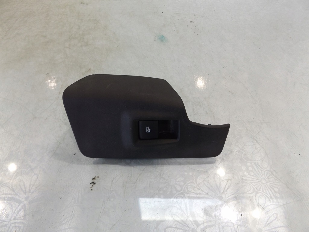 фото №1, Meriva b переключатель окон правый задняя 13301888