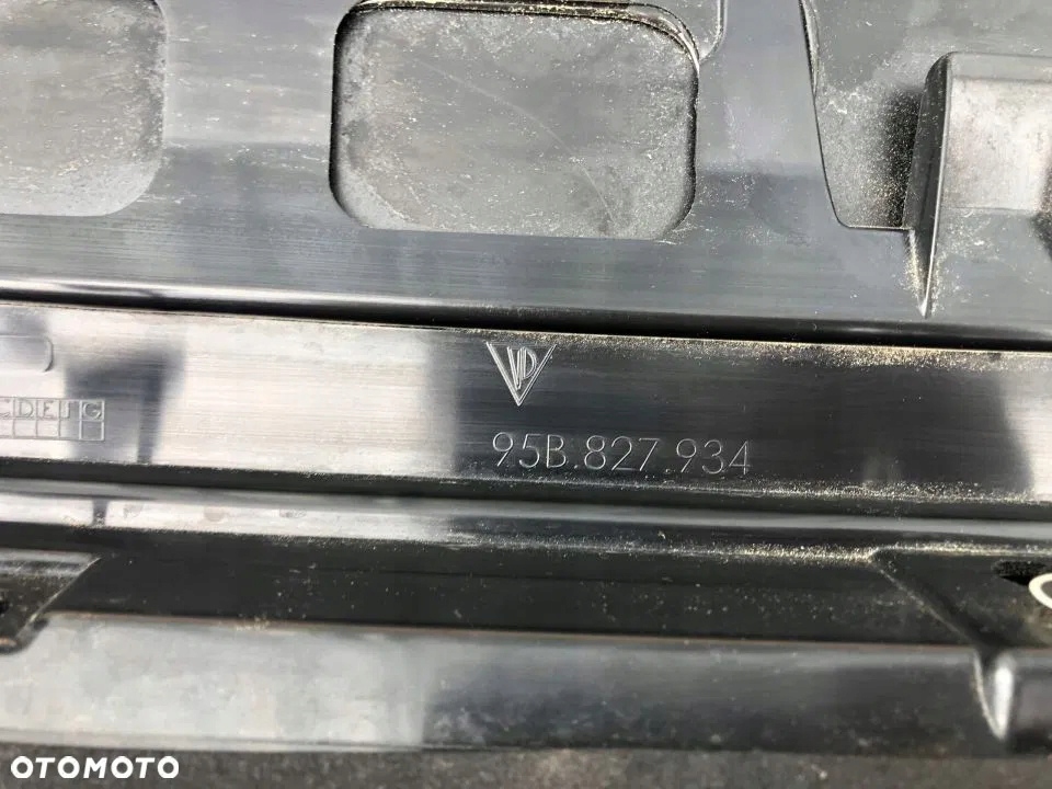 фото №4, Porsche macan спойлер крышки