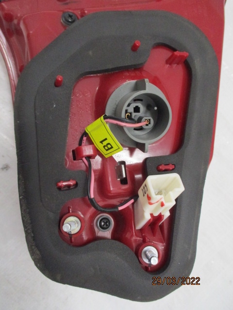 фото №7, Kia sportage iii lift лампа права w кришка