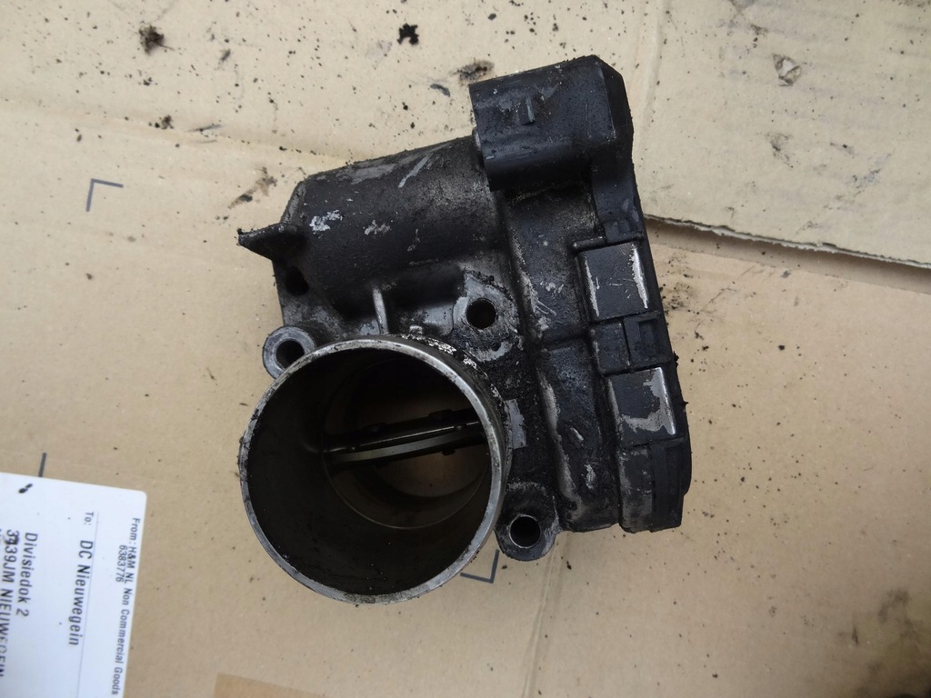 фото №1, Дроссельная заслонка trafic ii vivaro a 2.0 dci h8200330812