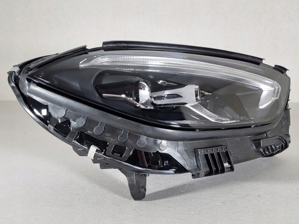 фото №2, Mercedes c-klasa w206 full led лампа права перед