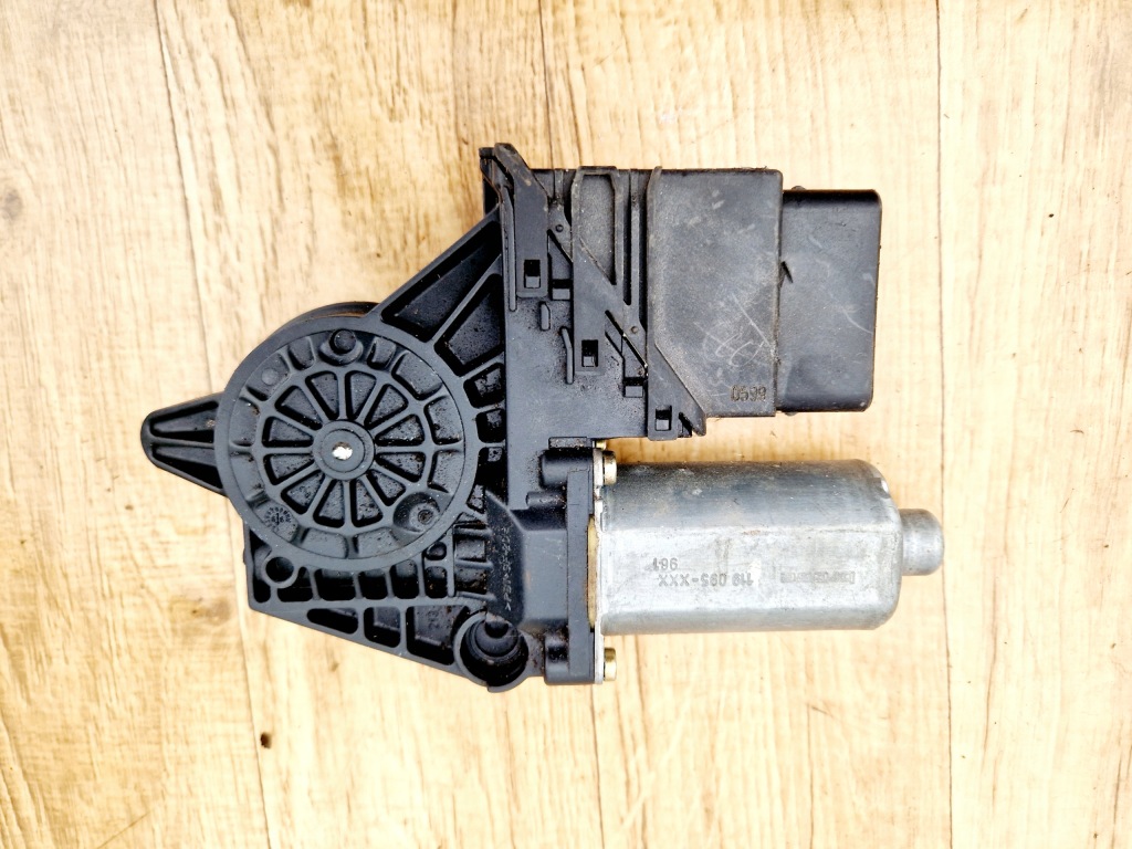 фото №1, Моторчик скло лівий задній passat b5 оригінальний номер 9776-101439-202