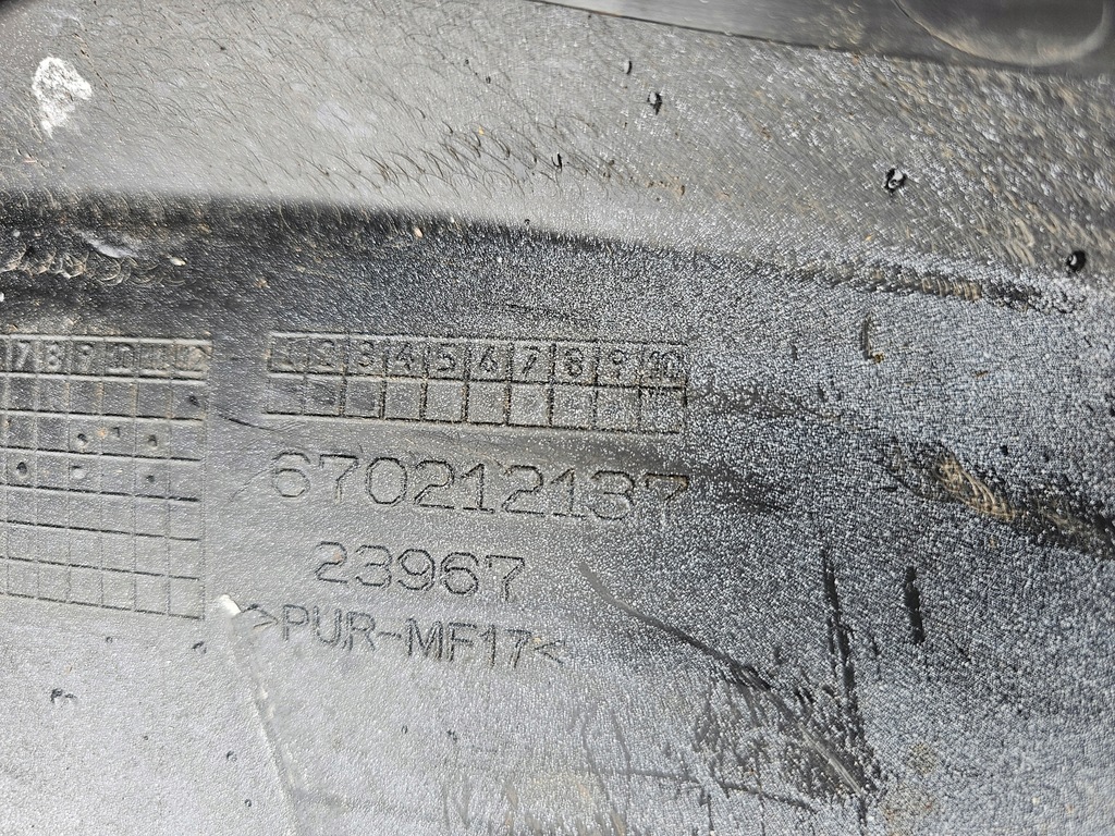 фото №9, Maserati granturismo m189 электрик folgore бампер перед kompletny