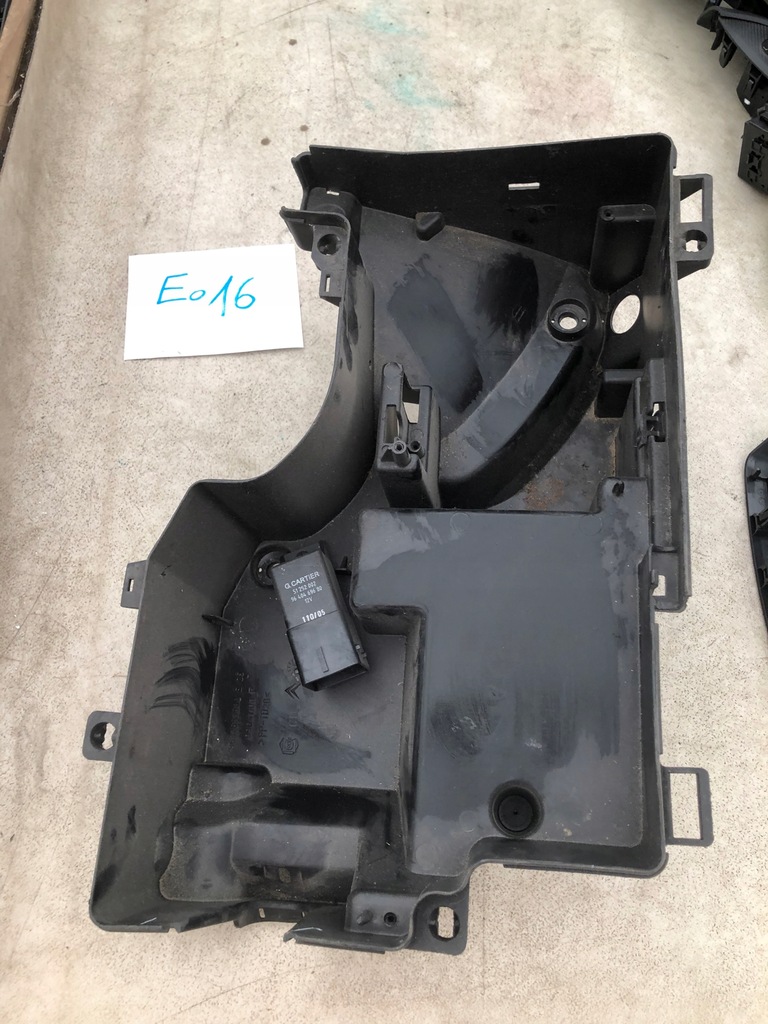 фото №1, Citroen c5 i защита предохранителей 9632653580