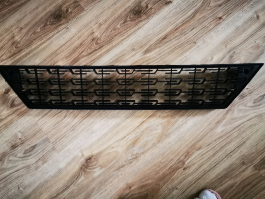 фото №1, Seat leon iii решётка бампера перед