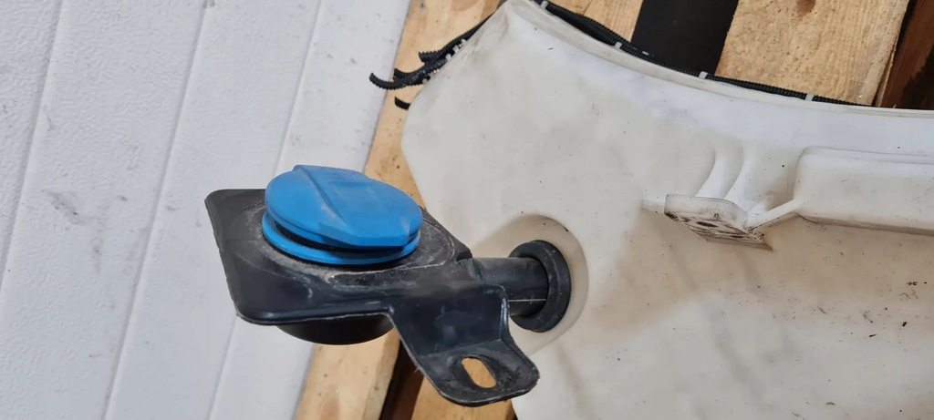 фото №5, Q7 4m бачок рідина омивача 4m0955453e