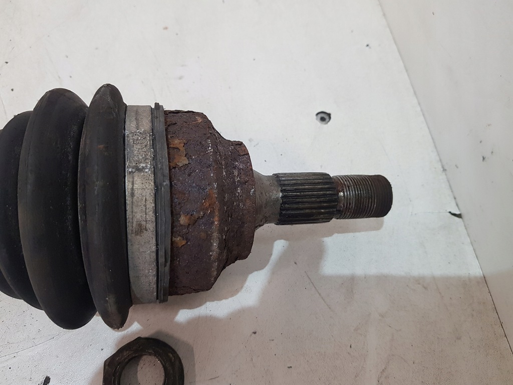фото №12, Приводной вал правая citroen c4 i 1.4 16v 1.6 peugeot 307