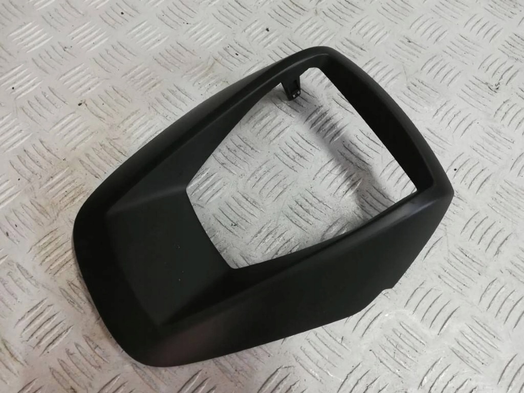 фото №1, Peugeot 3008 i рамка дисплея