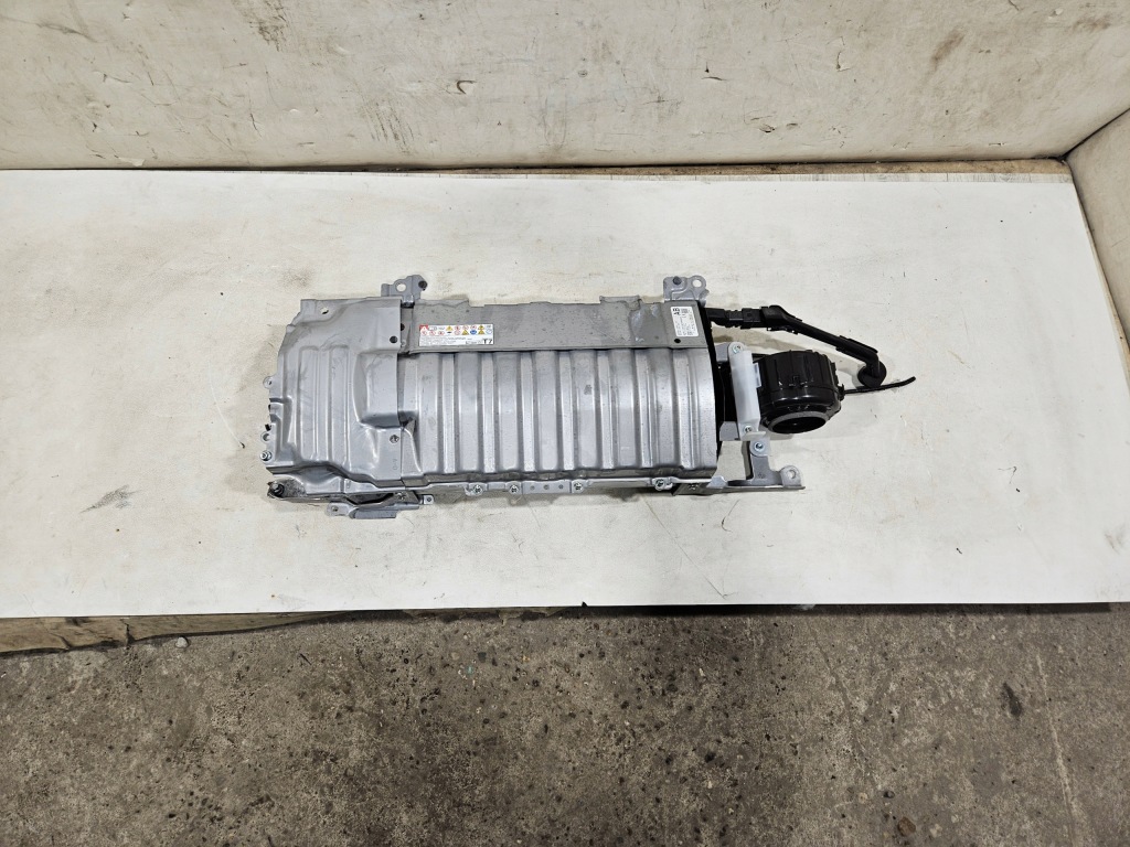 Купити Toyota corolla e21 1,8 hev акумулятор гібрид акумулятор