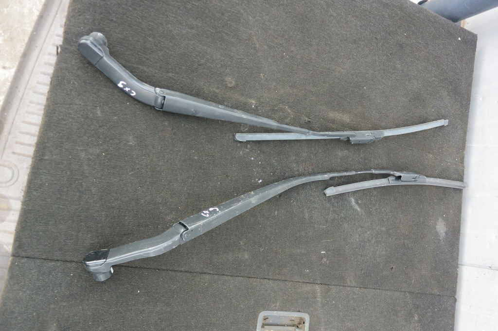 фото №1, Рычаг дворники перед kpl mazda cx-9 eu