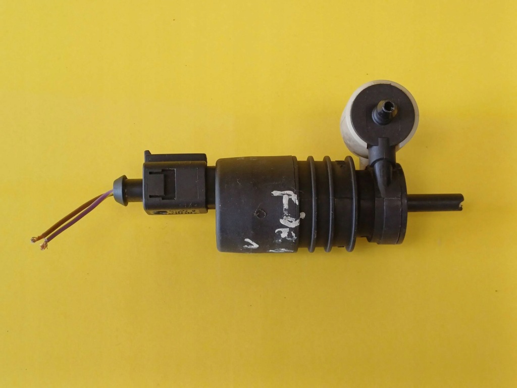 фото №5, Помпа розпилювача скло передньої mercedes-benz c w203 a0335450228 nr13