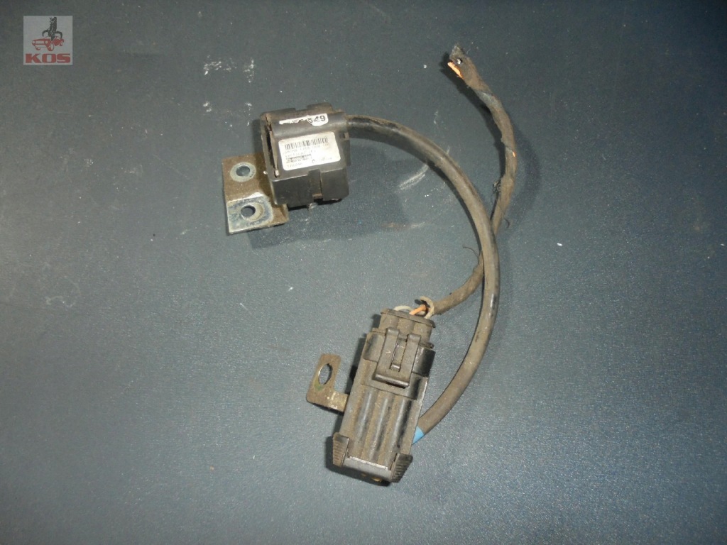 Купити Датчик прискорення maserati quattroporte v 1755009100