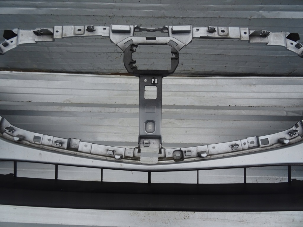 Mazda 3 iii bp 2019 - бампер передний перед Доставка