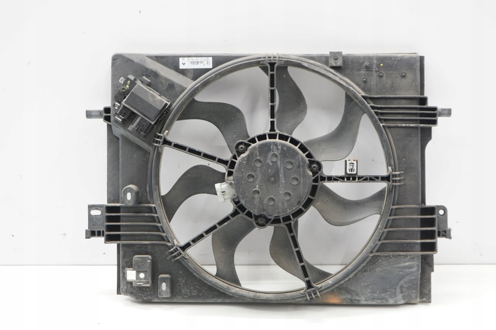 фото №1, Renault clio v 19r вентилятор радиатора 1.0 sce 214815285r