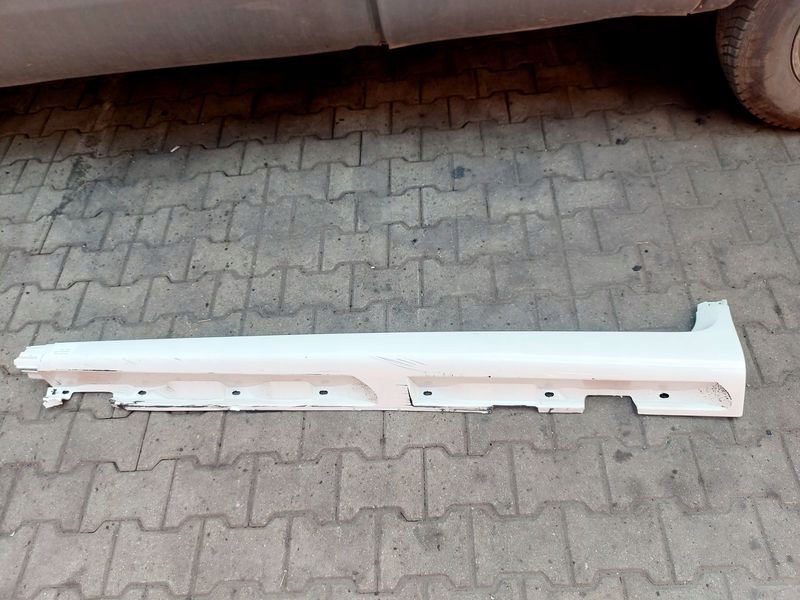 фото №2, Volvo c30 r-design молдинг порог левая 614-46