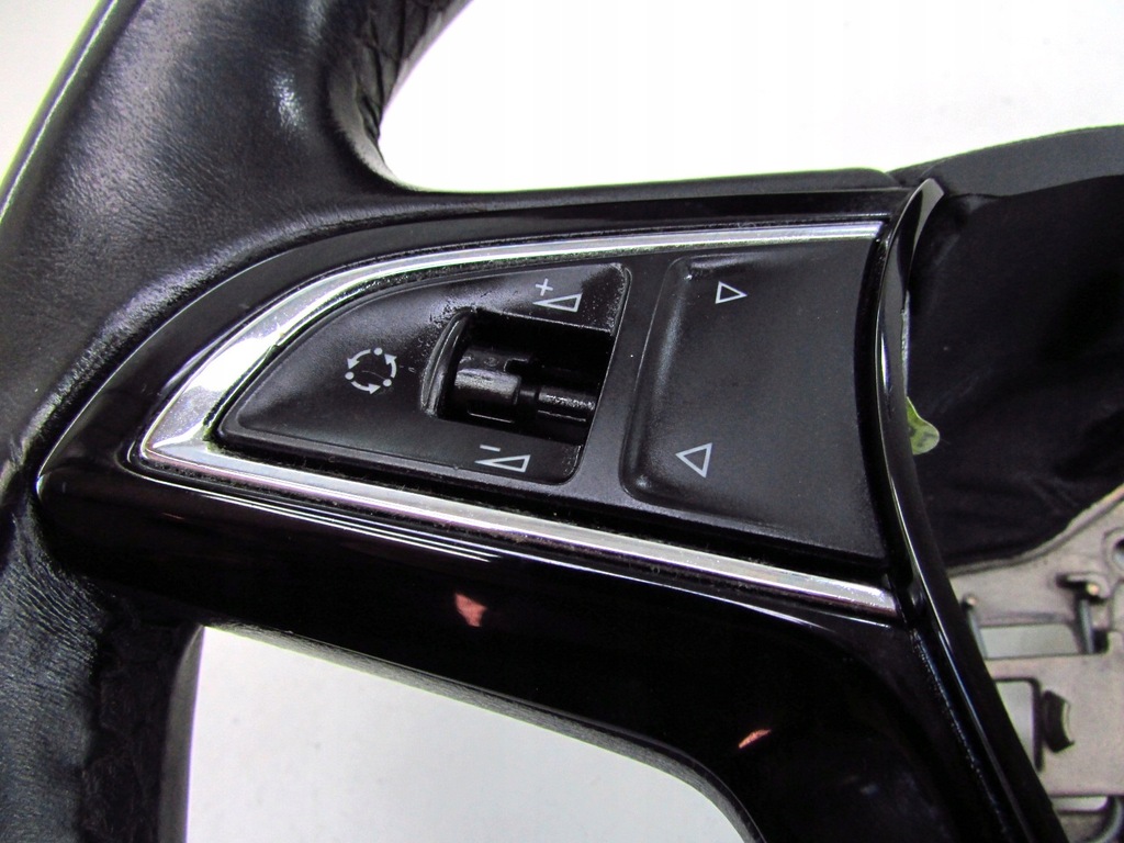 фото №8, Skoda yeti octavia повітропровід шкіряний багатофункціональний 5l0419091g