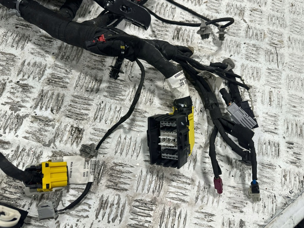 Жгут панели приборной панели chevrolet corvette c8 8473578000 Недорого