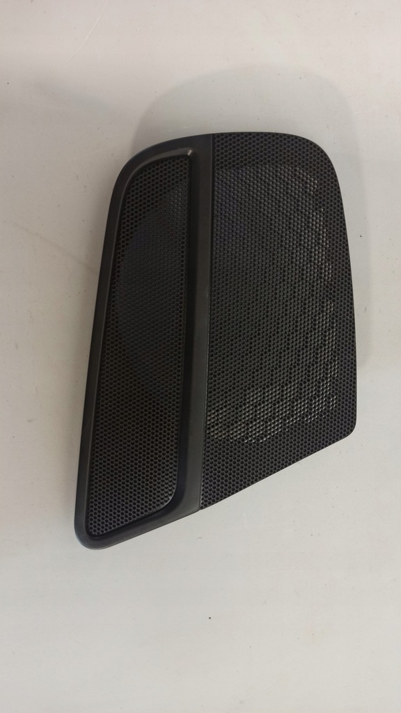 фото №1, Защита динамика правый задняя a4 b8 allroad