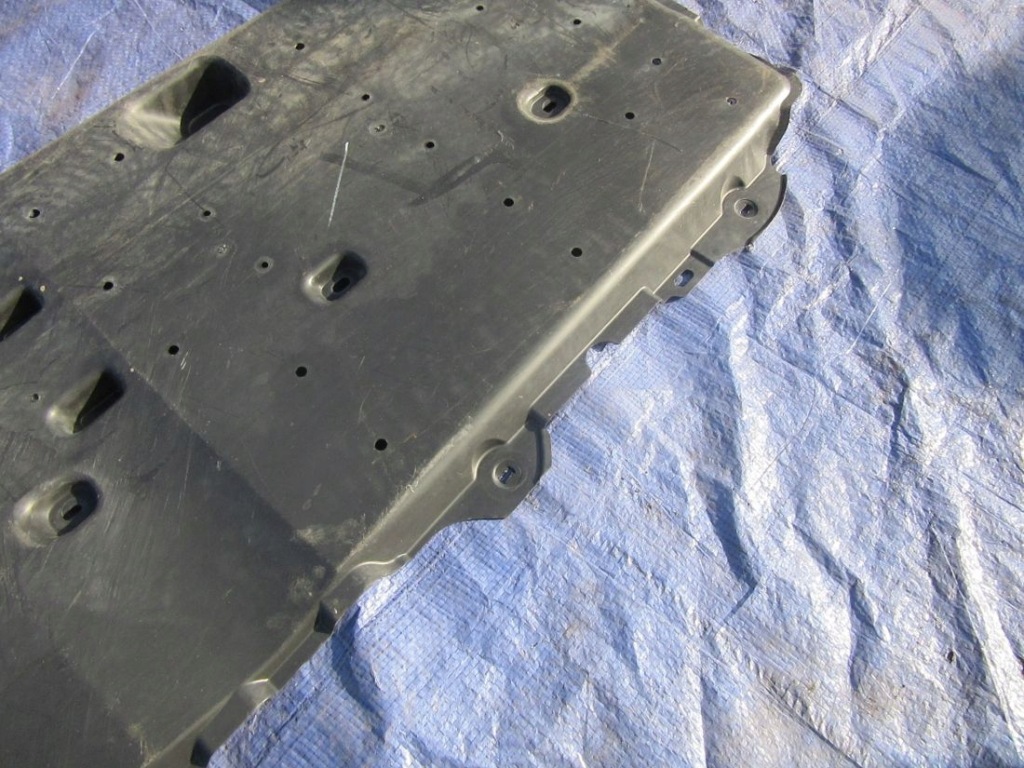 фото №13, Citroen c5 aircross 2023 защита плита нижняя подвеска правая