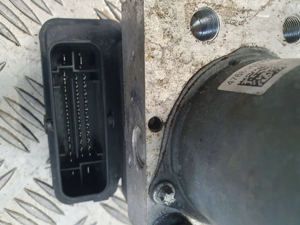 фото №8, Renault clio v 19-23 1.0 tce насос тормозная abs