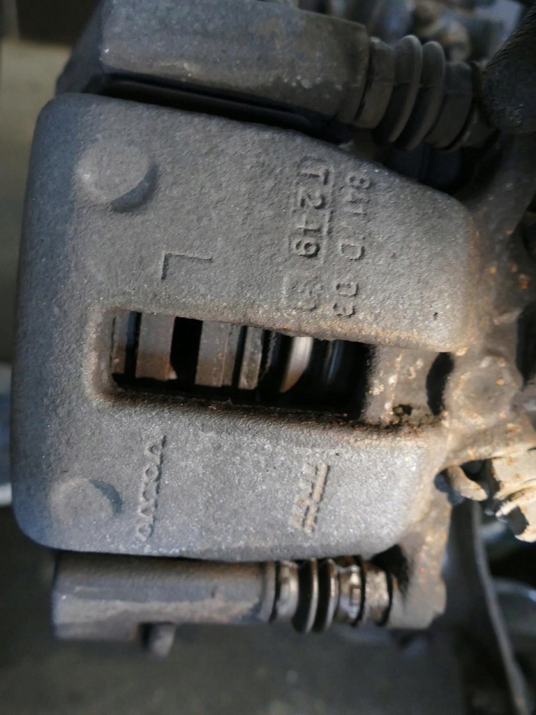 фото №13, Volvo xc60 i lift 2.4 d5 awd подрамник подрамник ступица диск суппорт амортизатор