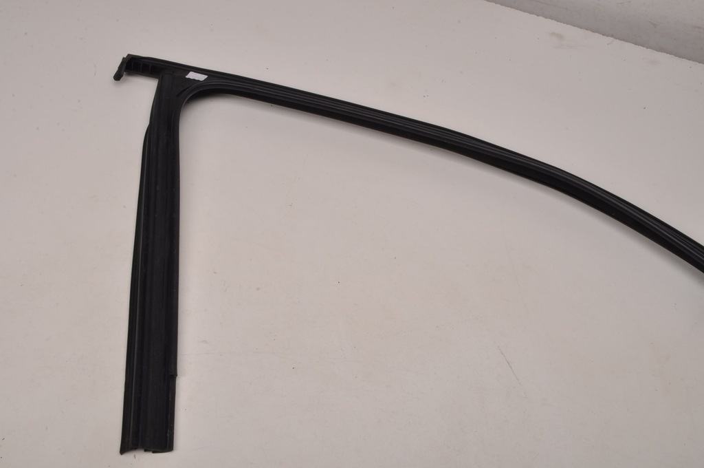 фото №10, Mercedes eqb x243 молдинг стекло подоконная передняя левая 24r a2477252300