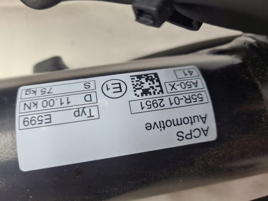 фото №9, Mercedes c klasa w206 hak буксирувальний складний електрично